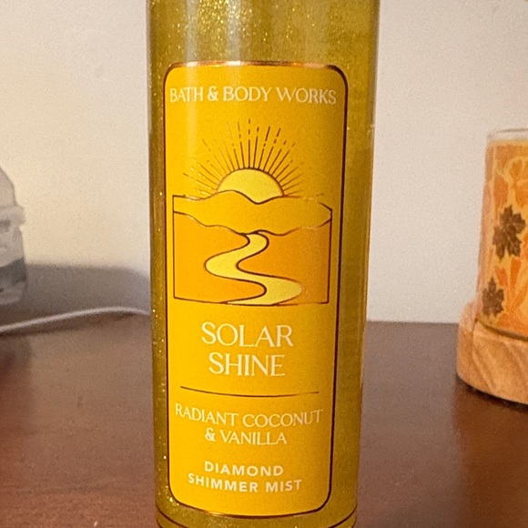 Bath & Body Works Solar Shine Diamond Mist - Picture 2 of 4